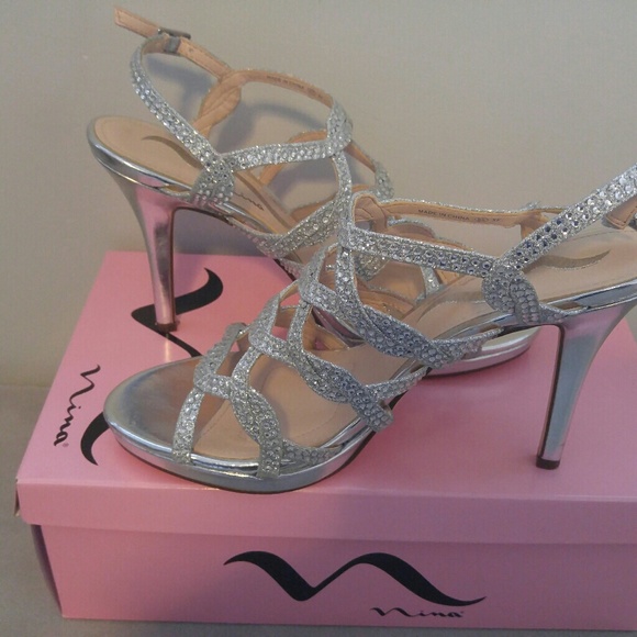 Women shoe - Picture 7 of 8